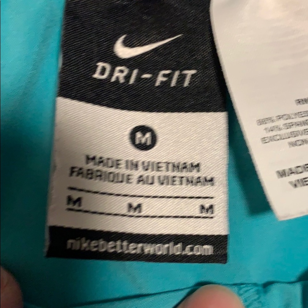 Nike shorts - Picture 4 of 7